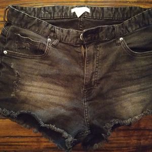 H&M black jean shorts